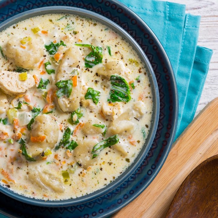 Creamy Gnocchi Bacon Soup 2 1 - Easy Instant Pot recipes that are simple & delicious! From soups, to main dishes, and even how to make dessert in this pressure cooker. Your family will love all of these easy instant pot recipes!