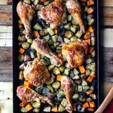 Sheet Pan Chicken Dinner 1a1 - Is there anything better than making an entire meal on one pan? No there is not. I compiled 19 healthy sheet pan chicken recipes that make weeknight meals a breeze!