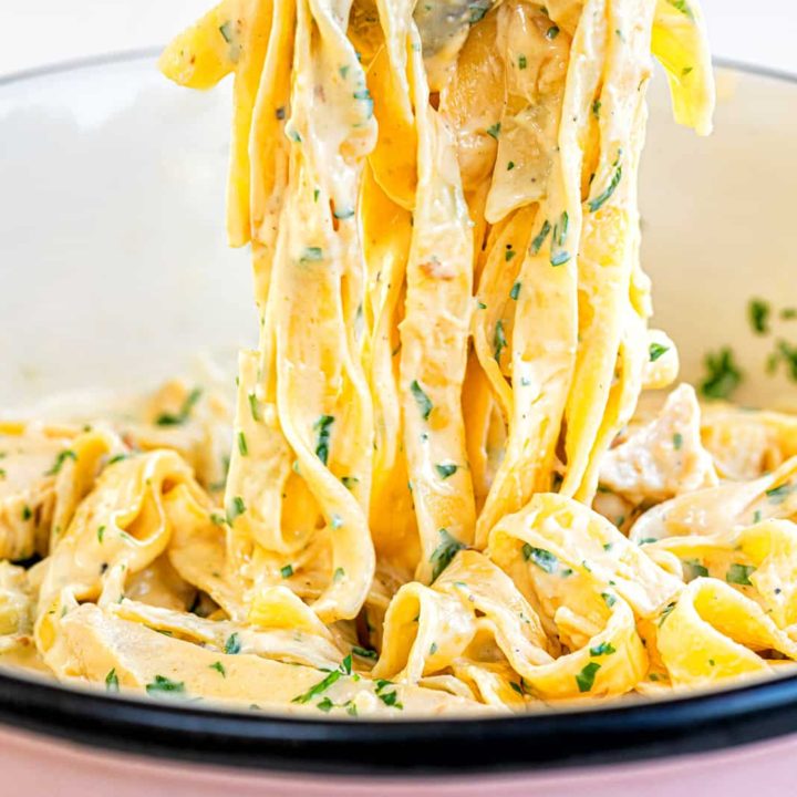 Image for Chicken Alfredo - Creamy Chicken Pasta
