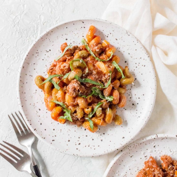 instant pot beef and pasta 4 - Easy Instant Pot recipes that are simple & delicious! From soups, to main dishes, and even how to make dessert in this pressure cooker. Your family will love all of these easy instant pot recipes!