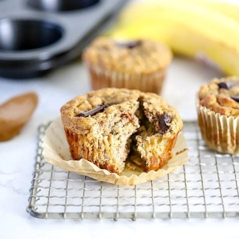 Delicious Banana Almond Flour Muffins - Looking for healthy baking recipes with all the taste, but fewer calories? Then get ready for all of the best healthy baking recipes on the internet! I have lots of healthy baking recipe ideas just for you!