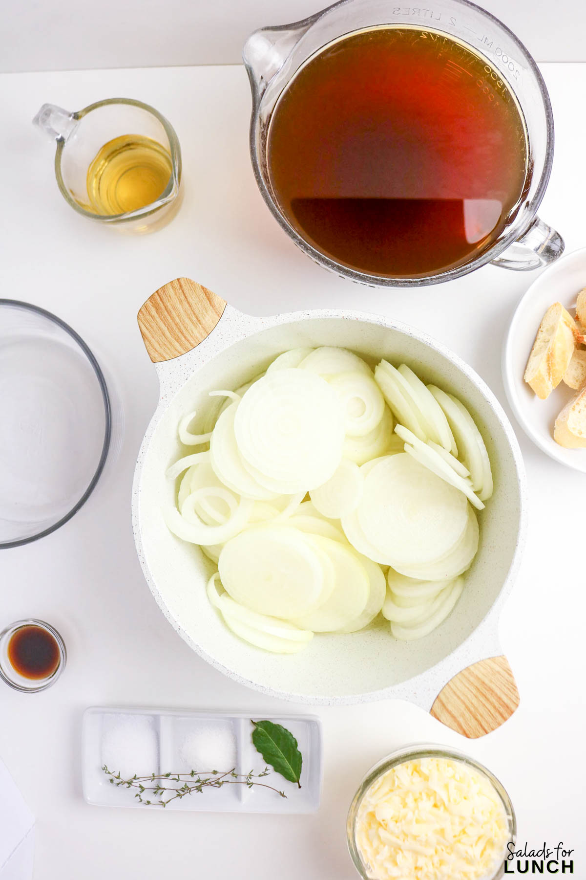 French Onion Soup Recipe 4 - Warm, comforting, and full of rich flavor — this classic Homemade French Onion Soup is everything you crave on a chilly day!