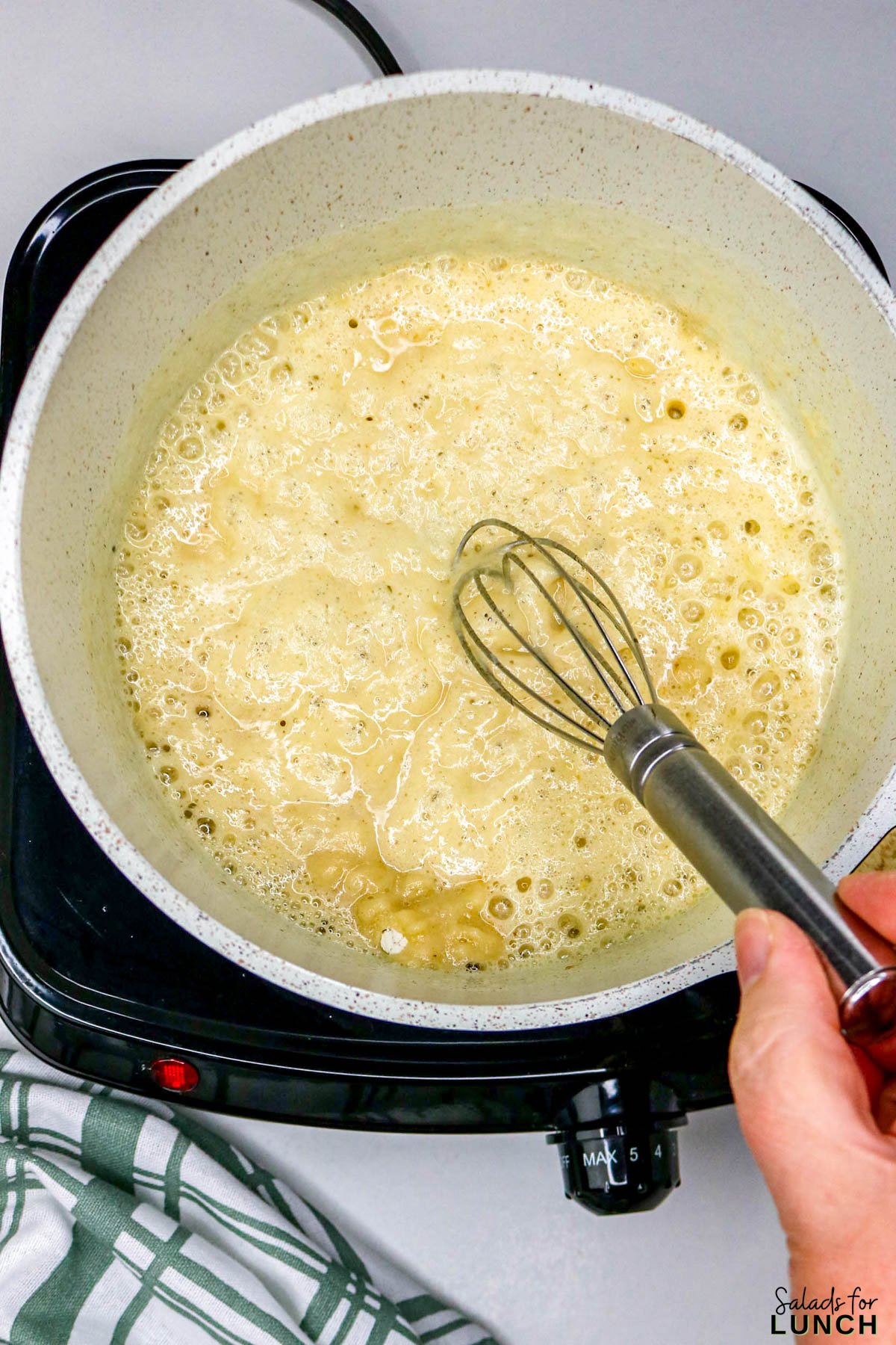 Easy Slow Cooker Broccoli Cheddar Soup - Slow Cooker Broccoli Cheddar Soup Recipe 8 Slow Cooker Broccoli Cheddar Soup Recipe 8 - A warm, cheesy bowl of comfort that practically cooks itself โ yes, please! This Healthy Broccoli Cheddar Soup is creamy, cozy, and full of flavor. Itโs one of those meals that fills your kitchen with the most amazing aroma while the slow cooker does all the heavy lifting. Perfect for chilly nights, this Broccoli Cheddar Soup Slow Cooker recipe tastes like your favorite cafรฉ version (hello, Copycat Panera Broccoli Cheddar Soup), but with a wholesome homemade twist.
