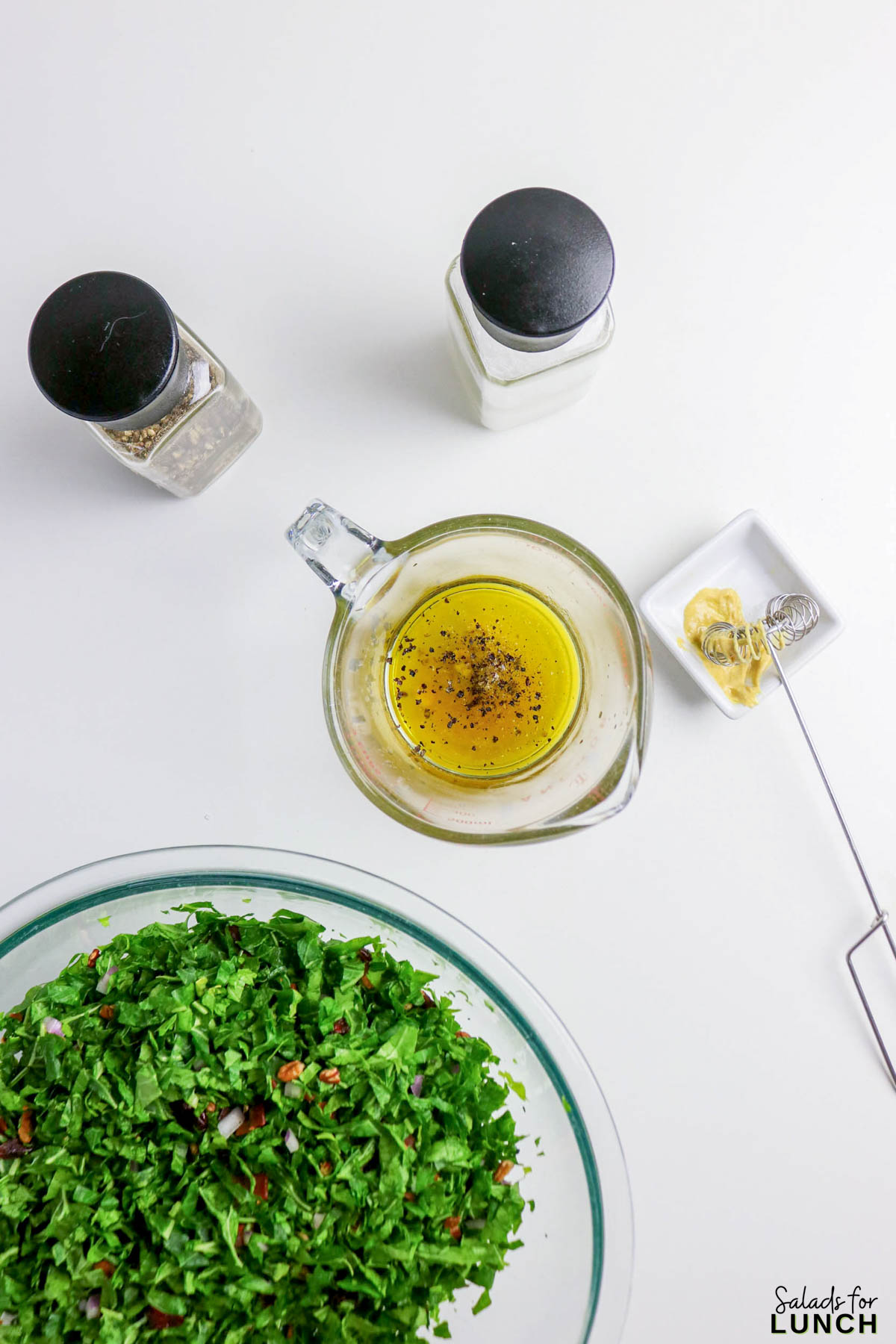 Collard Greens Salad Recipe 5 - If you’ve been looking for a fresh way to enjoy collard greens in salad form, this bowl is a tasty place to start. It’s crisp, hearty, and packed with flavor, and it’s a great pick when you want a healthy collard greens salad recipe that’s quick to throw together. The sturdy greens hold up beautifully, so you don’t have to worry about them wilting before dinnertime. This one easily fits the vibe if you’re after a collard greens salad recipe easy enough for weeknights but special enough for weekends.
