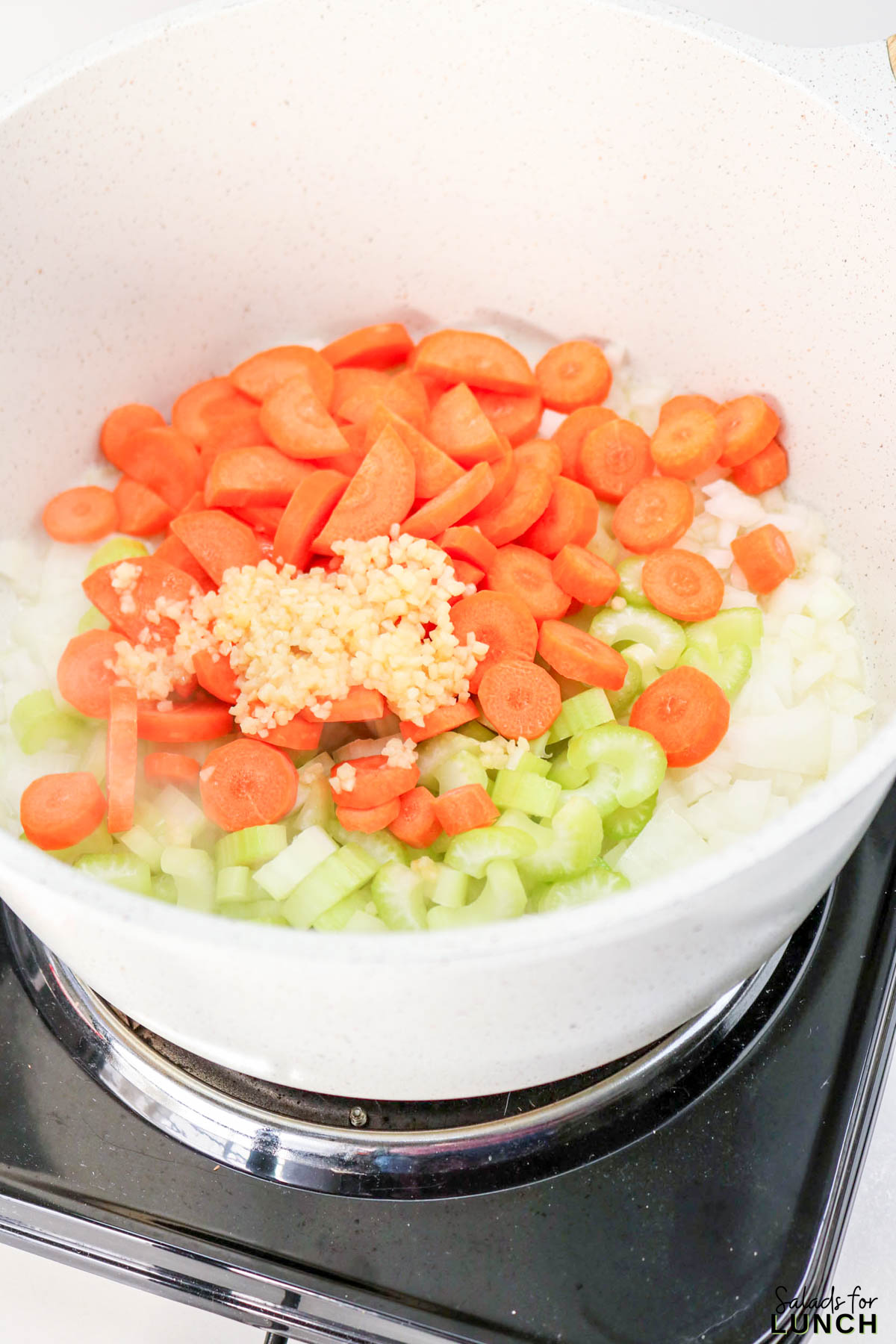 Chicken Florentine Soup Recipe 4 - When you’re craving something creamy, cozy, and packed with fresh ingredients, this Chicken Florentine Soup hits the spot in the best way. It’s the kind of warm bowl that feels right at home during crisp autumn evenings or chilly winter nights when you just want something comforting without spending hours in the kitchen. This recipe comes together fast, tastes amazing, and fills your home with the kind of aroma that makes everyone wander into the kitchen asking when dinner is ready.