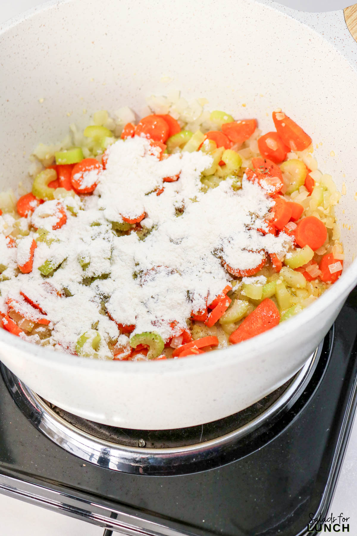 Chicken Florentine Soup Recipe 5 - When you’re craving something creamy, cozy, and packed with fresh ingredients, this Chicken Florentine Soup hits the spot in the best way. It’s the kind of warm bowl that feels right at home during crisp autumn evenings or chilly winter nights when you just want something comforting without spending hours in the kitchen. This recipe comes together fast, tastes amazing, and fills your home with the kind of aroma that makes everyone wander into the kitchen asking when dinner is ready.