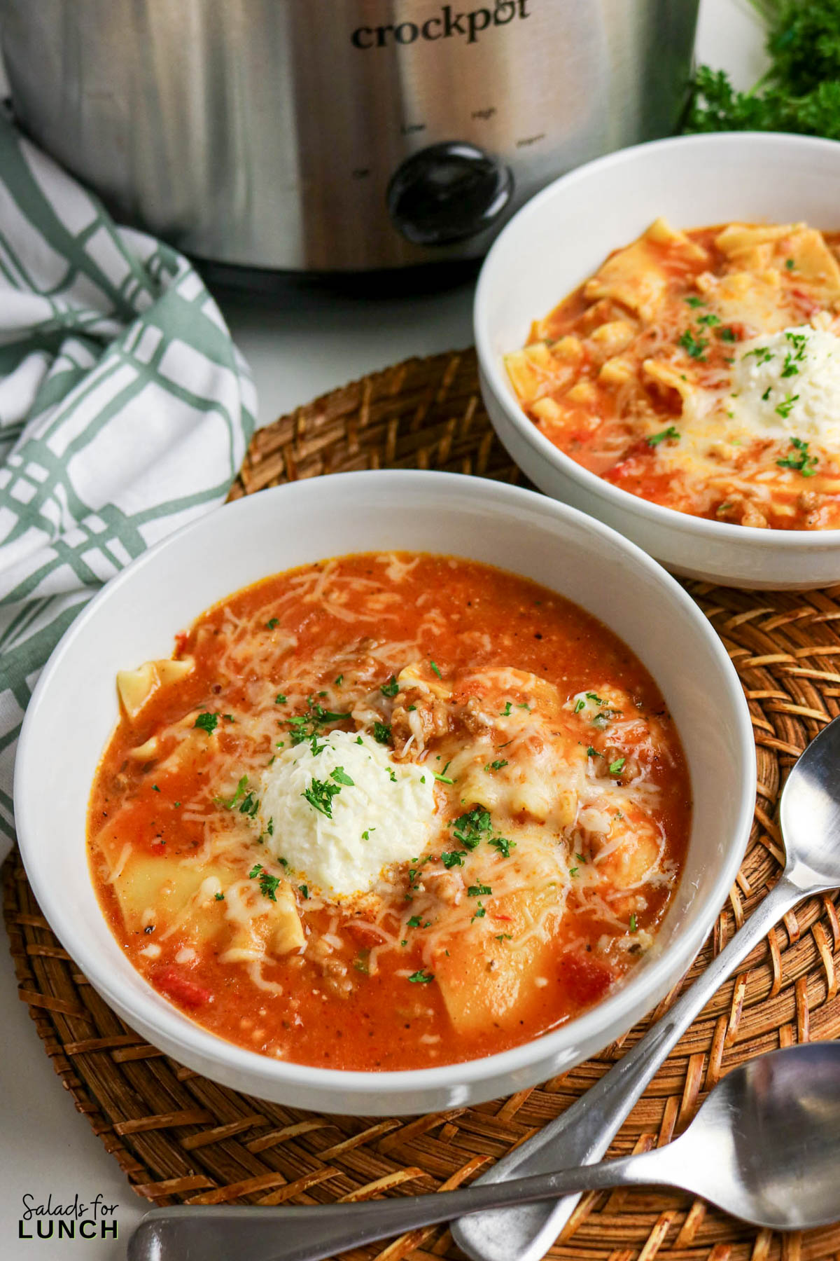 Easy Lasagna Soup Recipe 23 - Slow Cooker Lasagna Soup takes everything you crave about classic lasagna and turns it into a cozy, spoonable dinner. Think rich tomato broth, tender pasta pieces, savory meat, and melty cheese in every bite—without layering noodles or babysitting the oven. The slow cooker does the heavy lifting, making this a perfect weeknight dinner for chilly days.