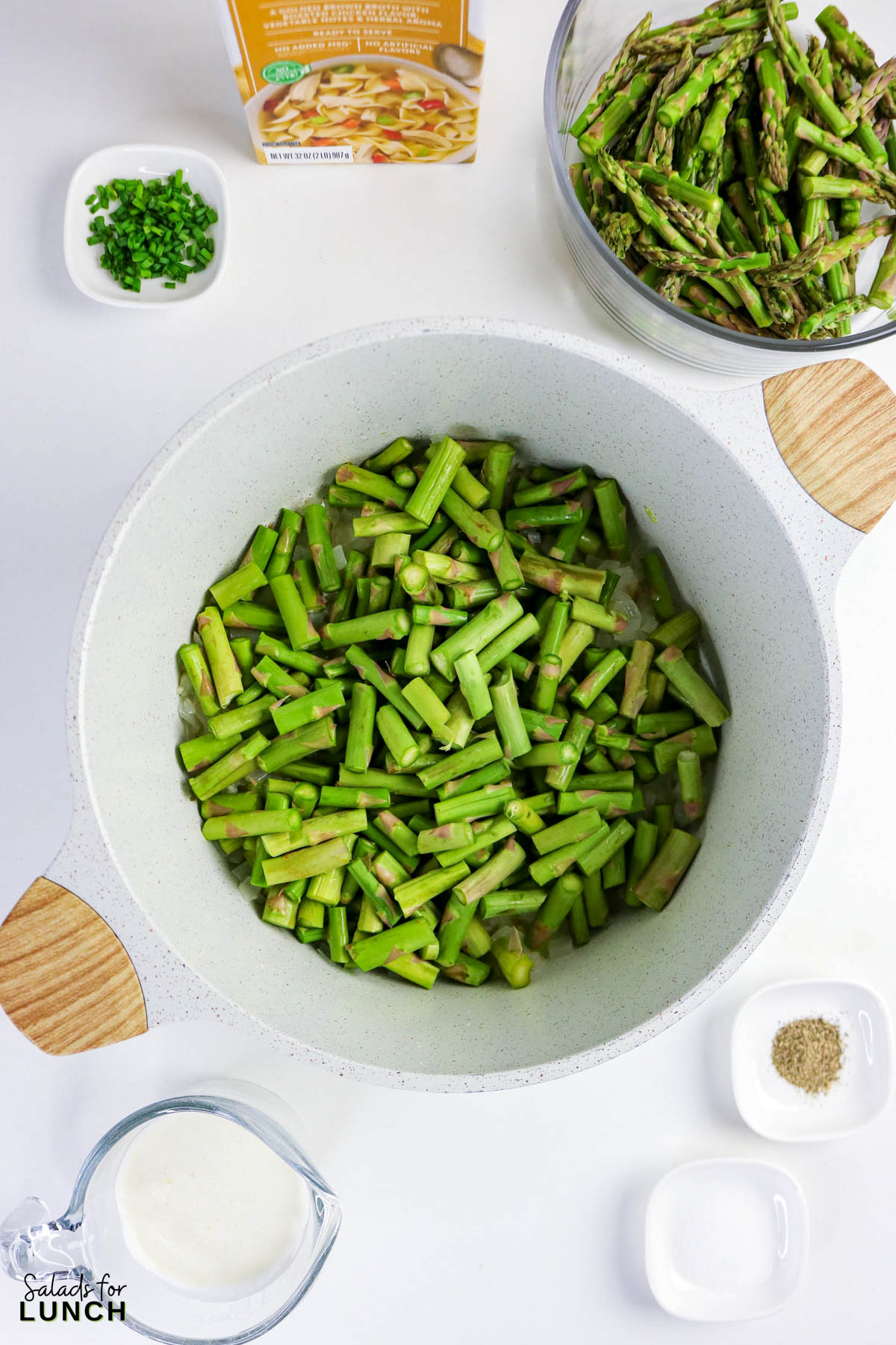 Cream of Asparagus Soup Recipe 5 - Cream of Asparagus soup is one of those recipes that feels cozy, simple, and a little special, even if you’re still getting comfortable in the kitchen. It’s smooth, comforting, and lets fresh asparagus shine without a long ingredient list or tricky techniques. If you’re new to cooking soups from scratch, this is a great place to start.